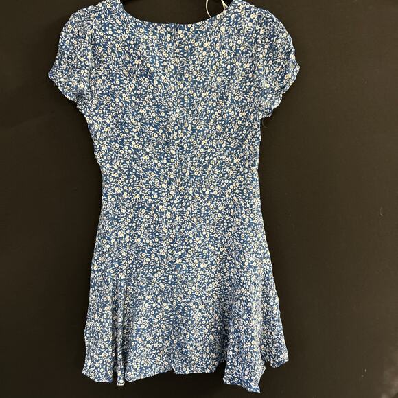 NWT Princess Polly Womens Blue Floral Short Sleeve V-Neck The Sting Mini Dress 8 - Picture 2 of 5